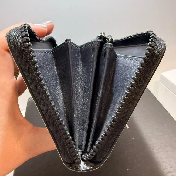 Gucci Floral Blue and Green Wallet - Picture 13 of 14